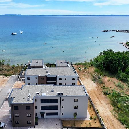 Deluxe Apartments Privlaka On The Sand Dış mekan fotoğraf