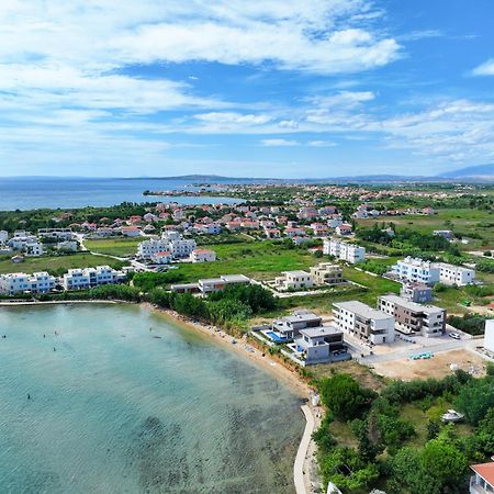 Deluxe Apartments Privlaka On The Sand Dış mekan fotoğraf