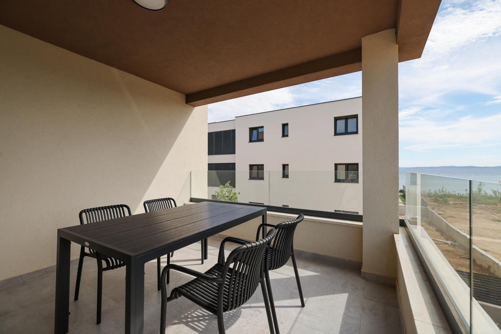 Deluxe Apartments Privlaka On The Sand Dış mekan fotoğraf