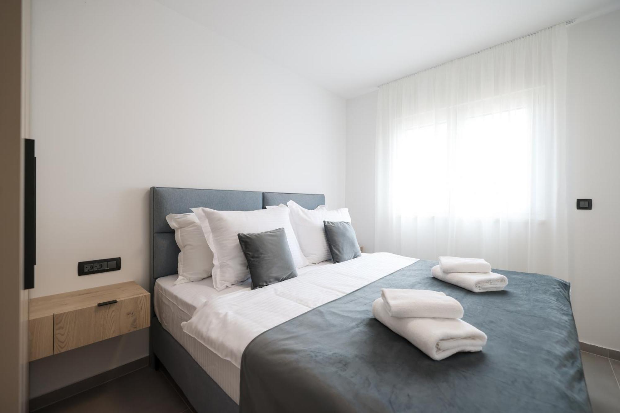 Deluxe Apartments Privlaka On The Sand Dış mekan fotoğraf